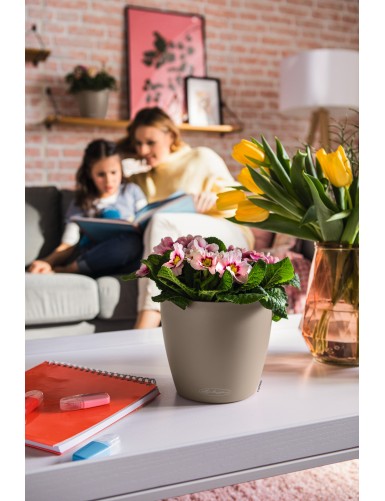 Vaso CLASSICO Color, adatto sia per spazi interni che esterni